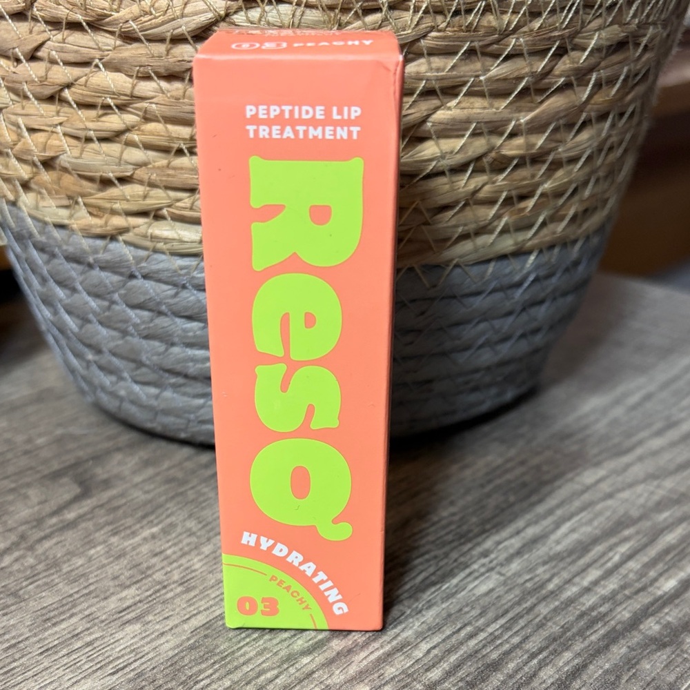 🌹5 for $25🌹 ResQ Hydrating Peptide 03 Peachy Lip Treatment